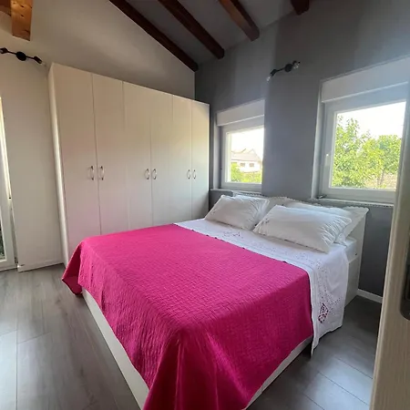 House Femini